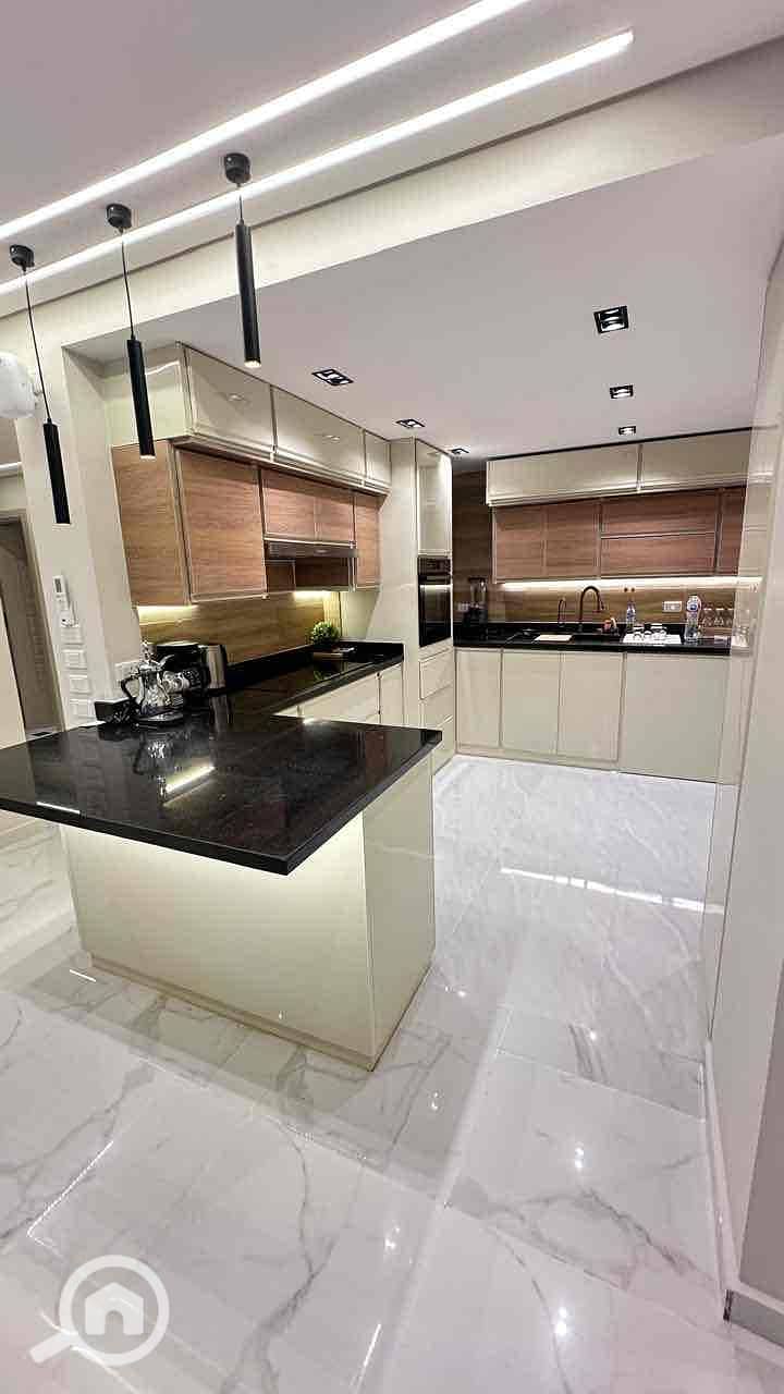 13 452ff2e9-09f7-4660-b6cc-8e61eaf1c3e4. jpg