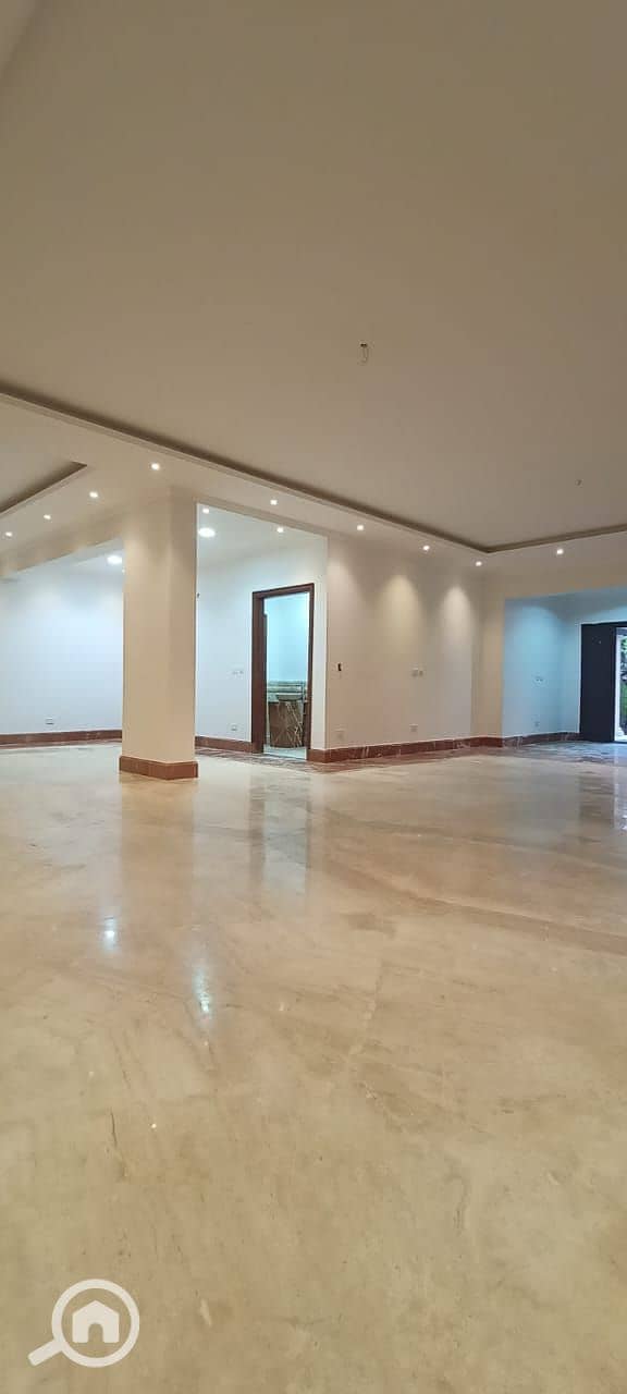 2 33b406d6-4fc3-42b6-a95d-3889f299e252. jpeg