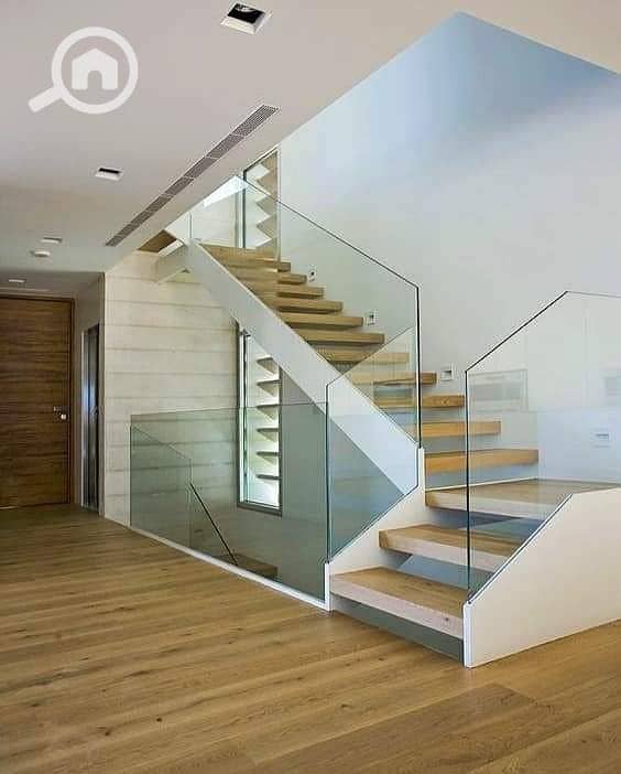 2 a6a02751-d41e-4749-8191-25e1a230db2e. jpg