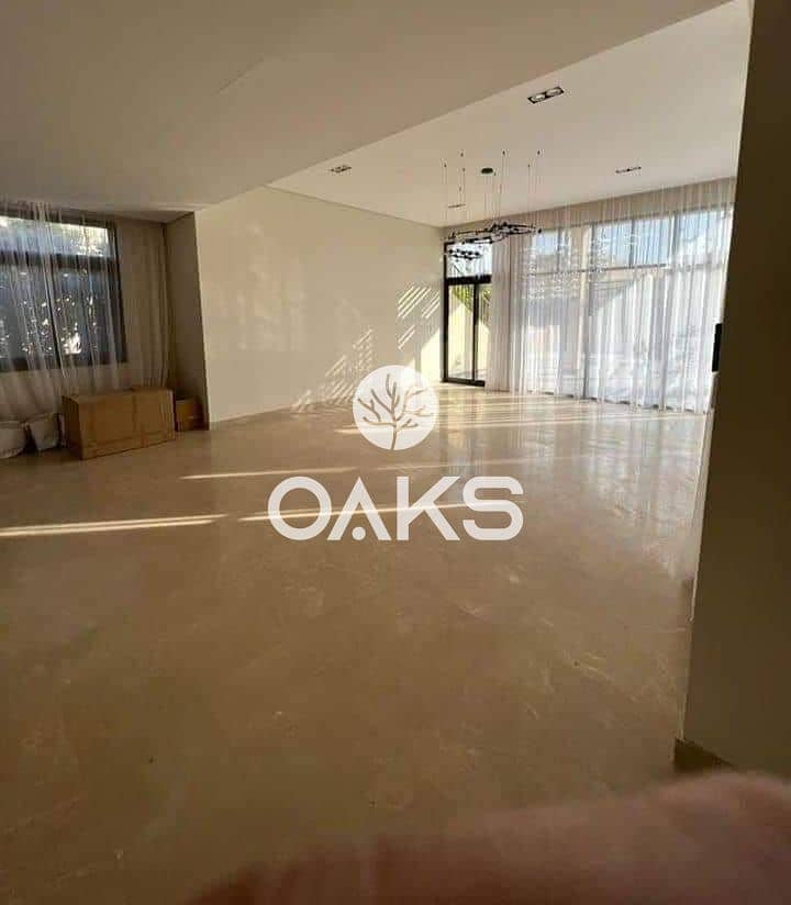 4 63339ae1-bba3-43dc-b204-4a170d9f9b9a. jpg