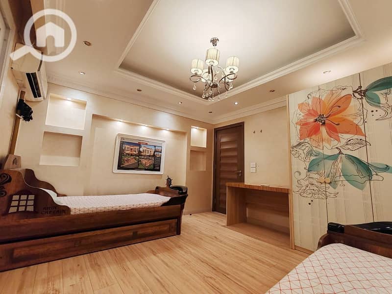 3 2bfe6d04-4dd1-4eb6-b6d2-d75948dcd573. jpg