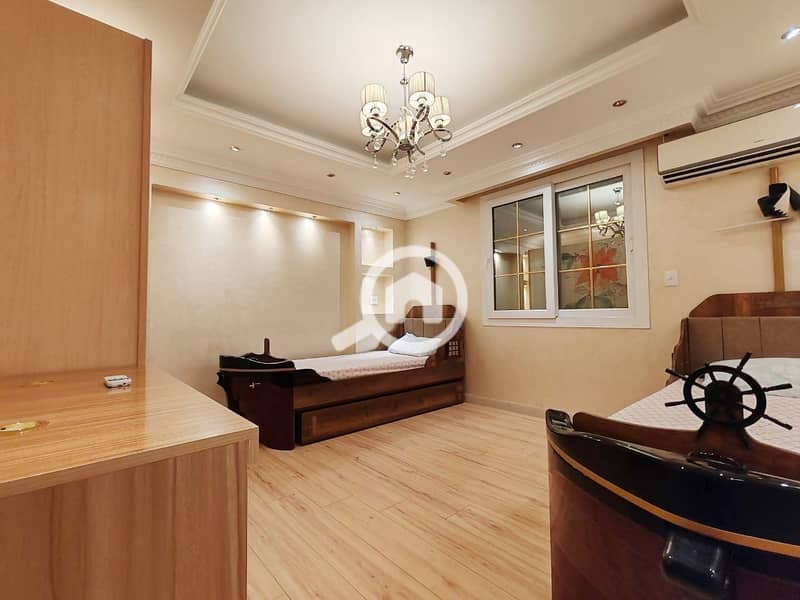 11 093bbeb7-4885-40a4-be3e-13f562e0c014. jpg