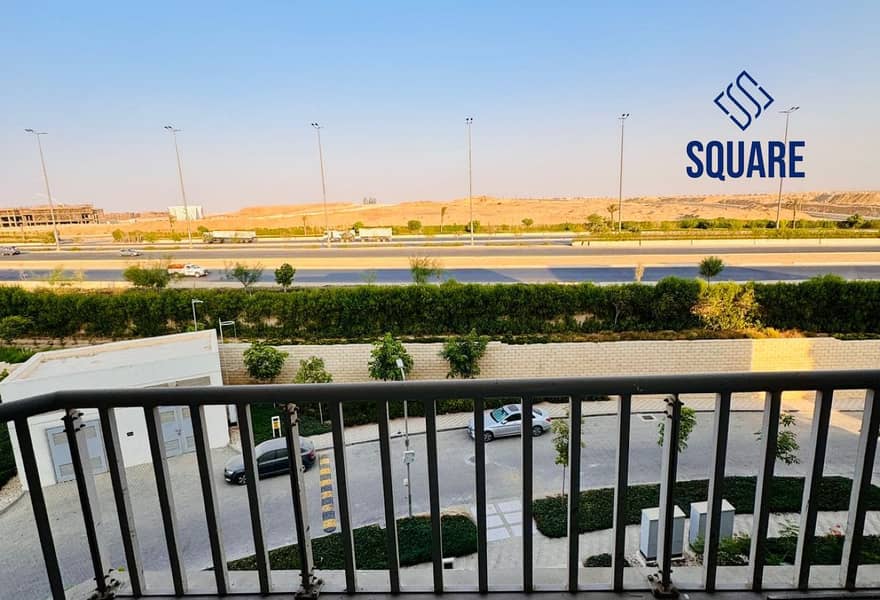 5 fc086a7a-4224-41a0-9a98-87ea627320d9. jpg