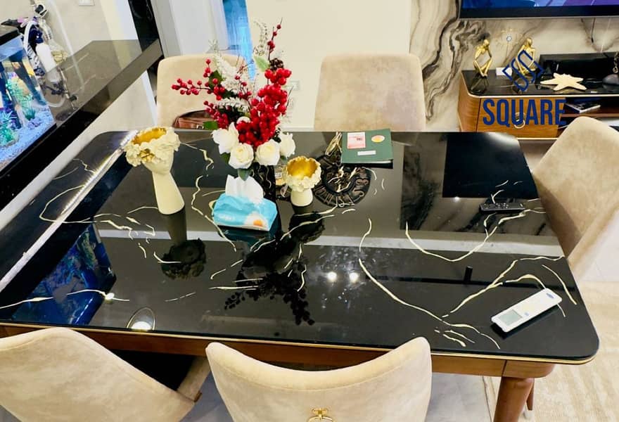 7 4356c48c-8683-40c8-ab88-87688da43711. jpg