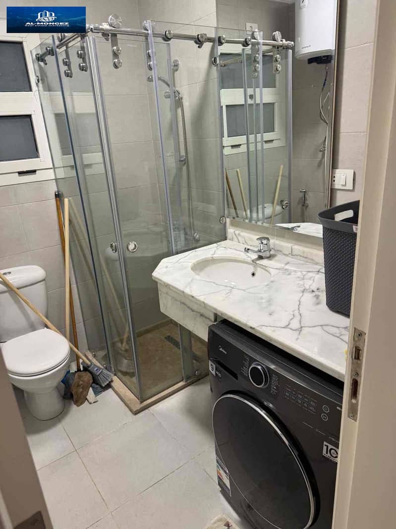 8 e30192a2-8a2c-4b06-94d0-5417999cf632. jpg