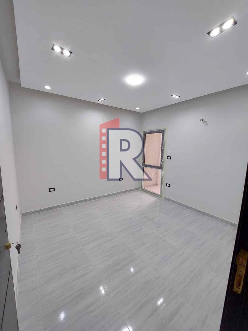 3 fab378b6-bf8d-43a8-b62a-2ff07aab0e21. jpg