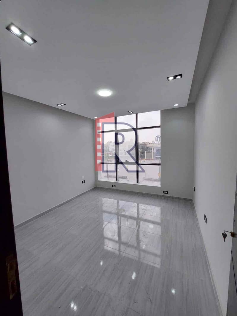 7 81ea1bbc-dff7-48bd-ae3a-f62b786343c8. jpg