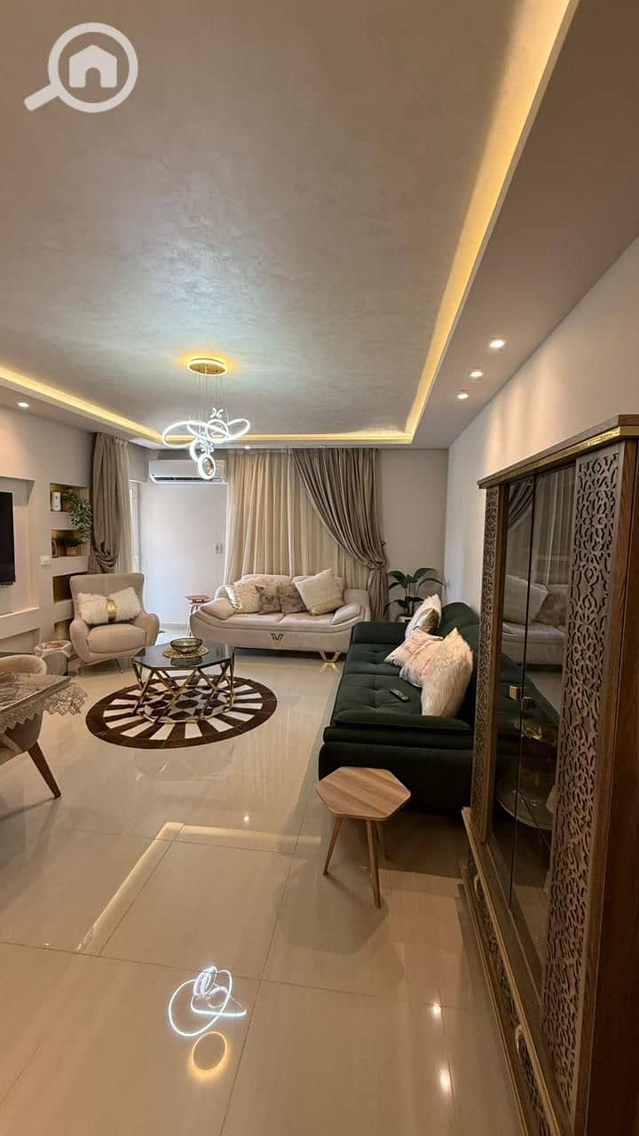 e2baee5c-66f6-4e1b-9797-e8ec6f34ce18. jpeg e2baee5c-66f6-4e1b-9797-e8ec6f34ce18. jpeg