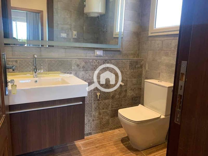 20 fe7af002-0215-4a25-865c-60df0644cf9c. jpg