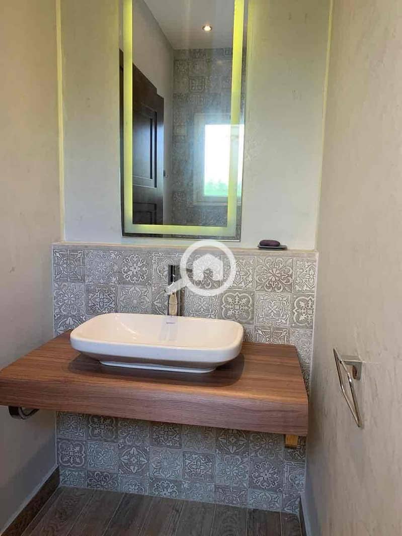 22 95908ca2-75ee-4a44-84fe-280e2645cee7. jpg