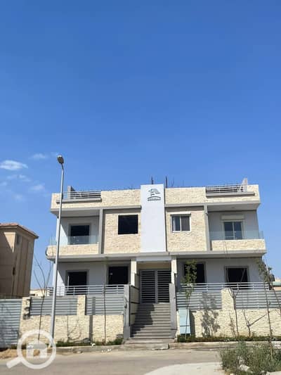 3 Bedroom Flat for Sale in Sheikh Zayed, Giza - 561826836_1341251147625508_5501684359142010800_n. jpg