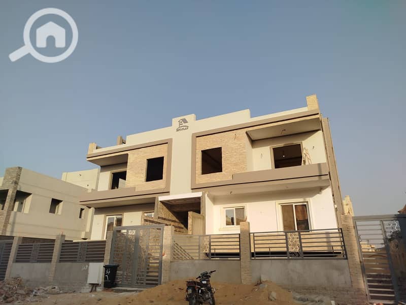 5 b66fee8f-2ee3-482d-a6c5-8899c70fe61e. jpg