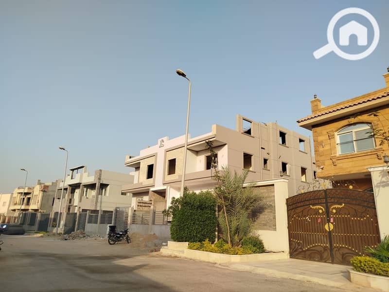 6 700b4bbf-e9bd-48f7-9904-26b9c1e70455. jpg