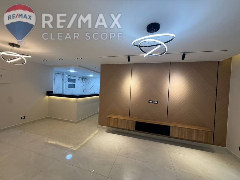 2 3c2331f8-e124-4665-9b8d-8388d0af1561. jpg