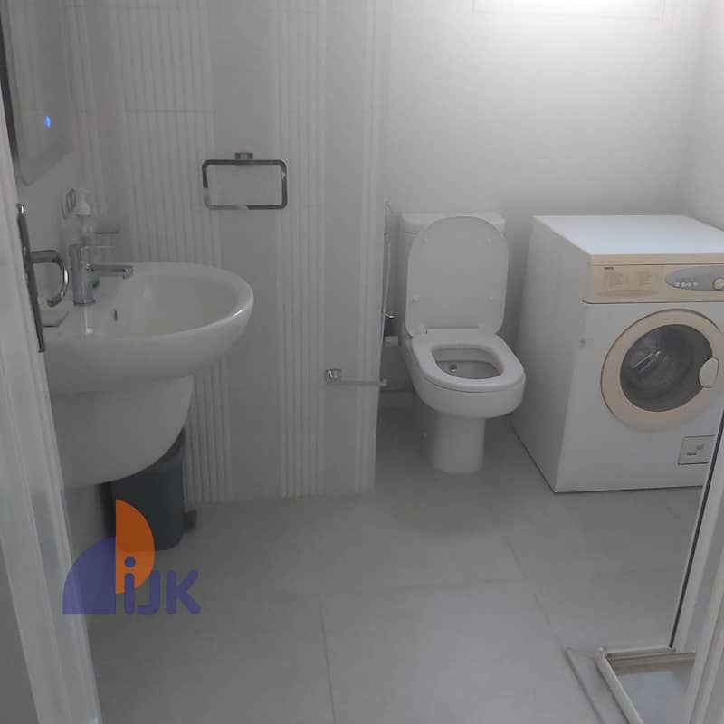 15 WhatsApp Image 2025-11-16 at 16.57. 07_fdd64bcc. jpg