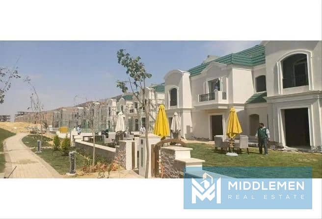 8 5541926-16df2o. jpg