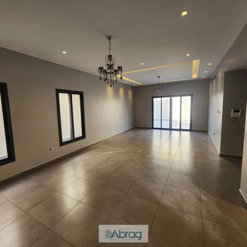 7 503683216_577439585400408_7997307595460036477_n. jpg