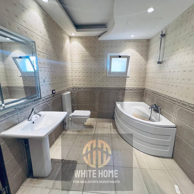 12 399c32a3-a37f-419d-975f-c09b58bdffb1. jpeg