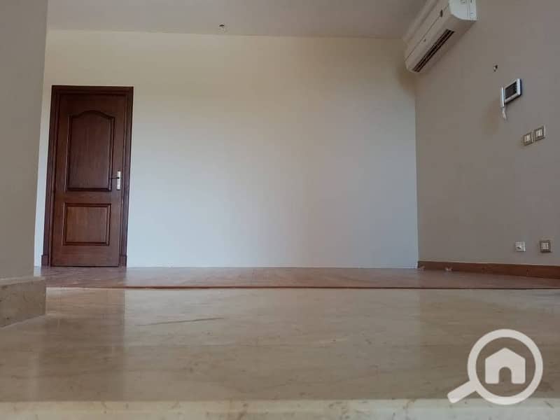 6 WhatsApp Image 2023-11-28 at 18.38. 43_19eb2640. jpg