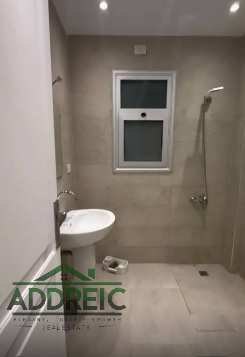 8 IMG-20251116-WA0127. jpg