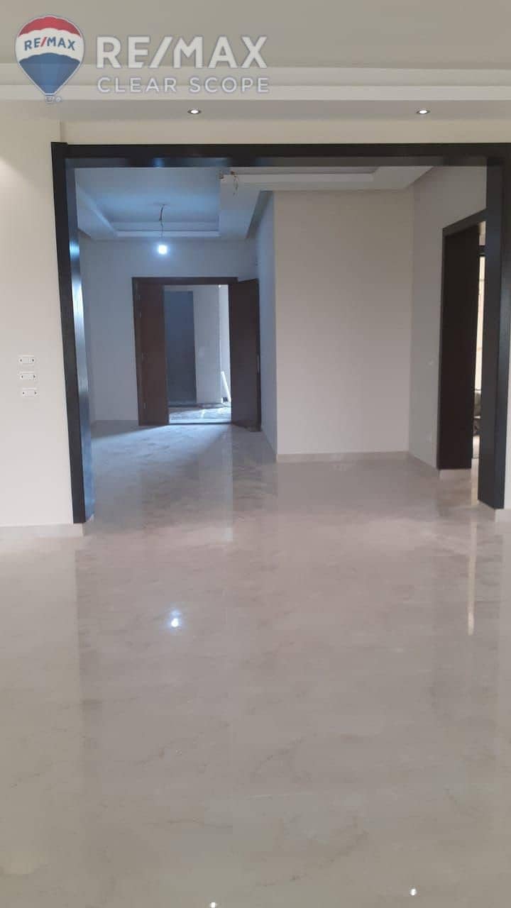 6 6ccda911-9124-4231-a715-638c7a348e25. jpg