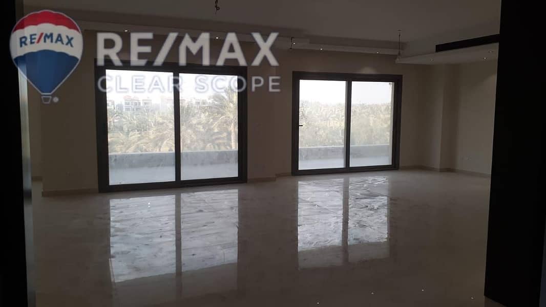 7 5b35496c-3d15-421f-9748-91806e7614b5. jpg