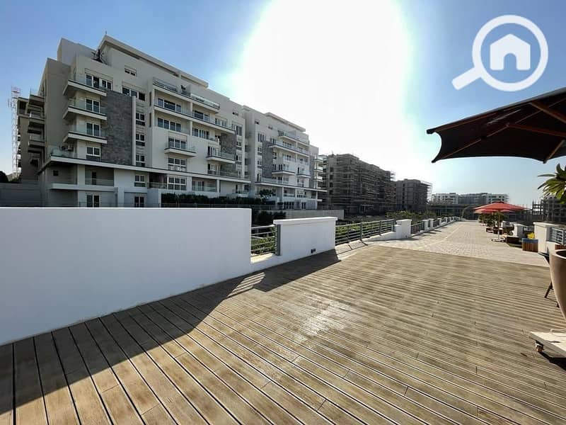 17 WhatsApp Image 2025-11-06 at 04.58. 47_da113c25. jpg