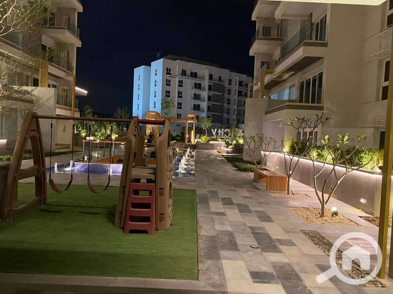 10 WhatsApp Image 2025-11-06 at 04.58. 46_59758782. jpg