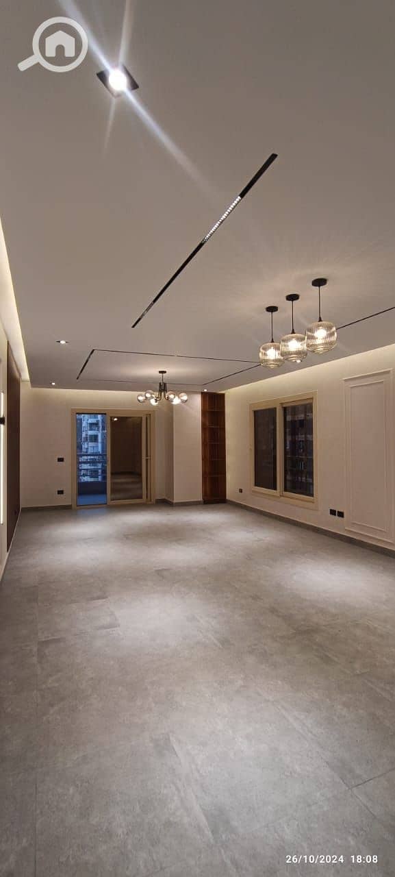 2 6d870b05-298f-44d8-9b07-22dbd6be1083. jpeg