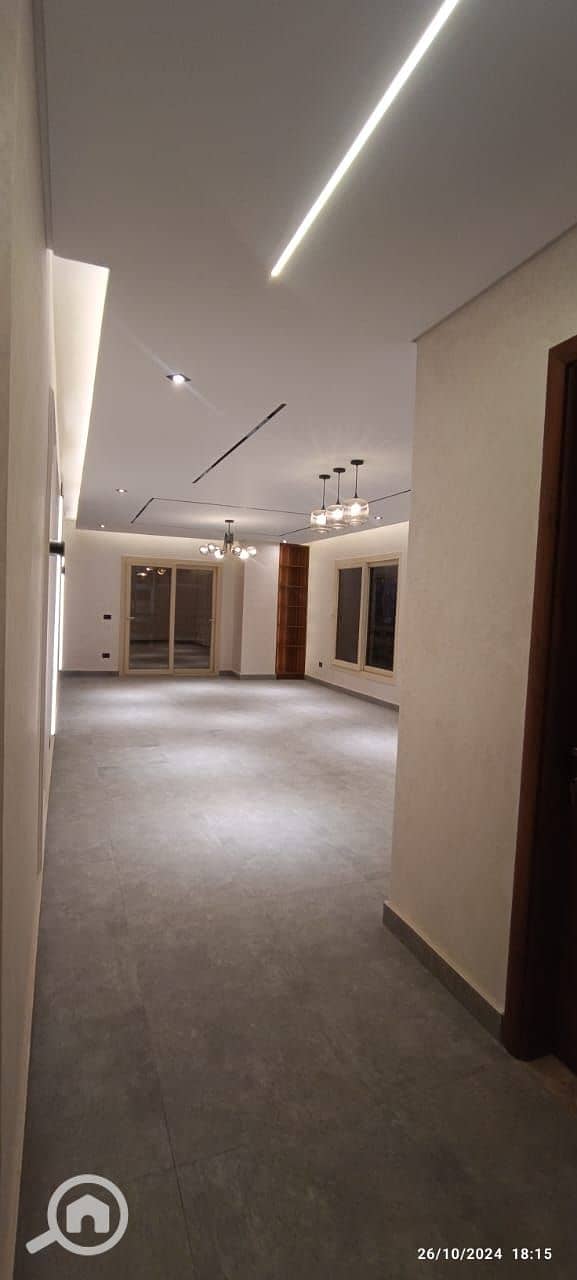 3 b83216ab-4550-488a-945c-45404b46acb6. jpeg