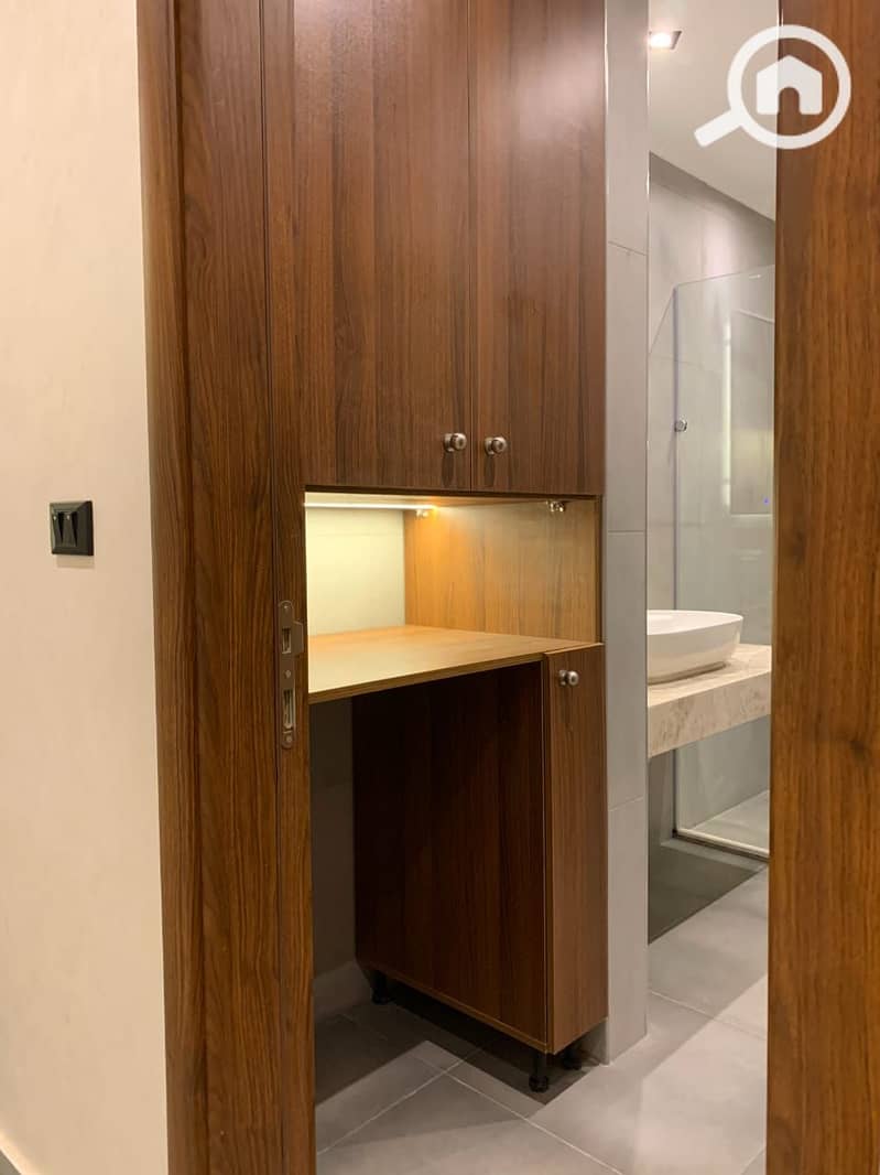 13 afdbfaef-fe96-465e-a580-f764700c3d28. jpeg