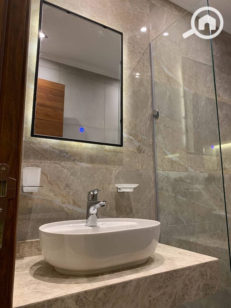 16 d511e307-5ba8-418c-9ca8-91c63860db3b. jpeg