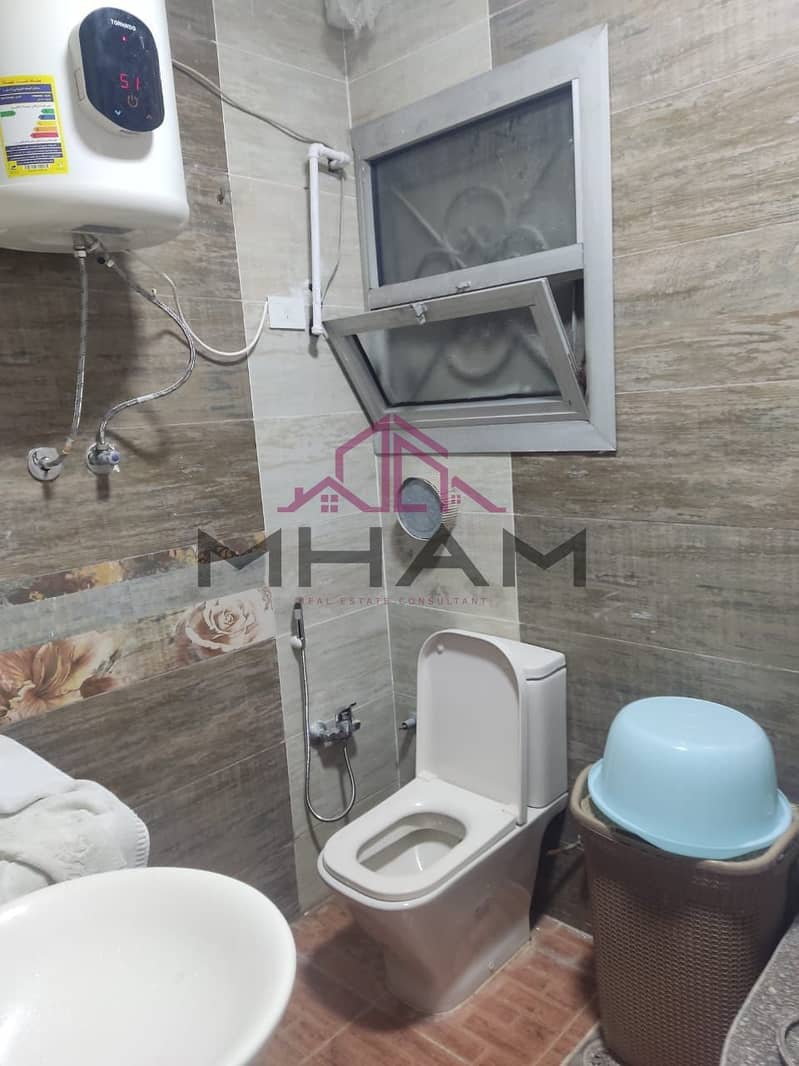 3 photo_5821224628498664468_y. jpg