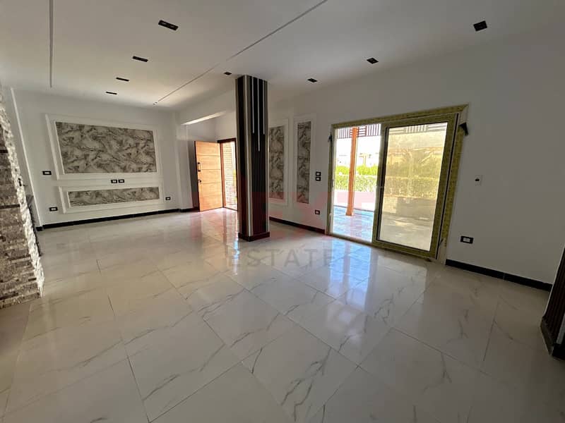 10 2025_11_13_11_56_IMG_4848. jpg