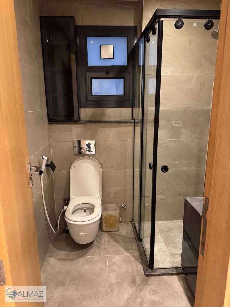 18 WhatsApp Image 2025-11-16 at 4.51. 54 PM (2). jpeg