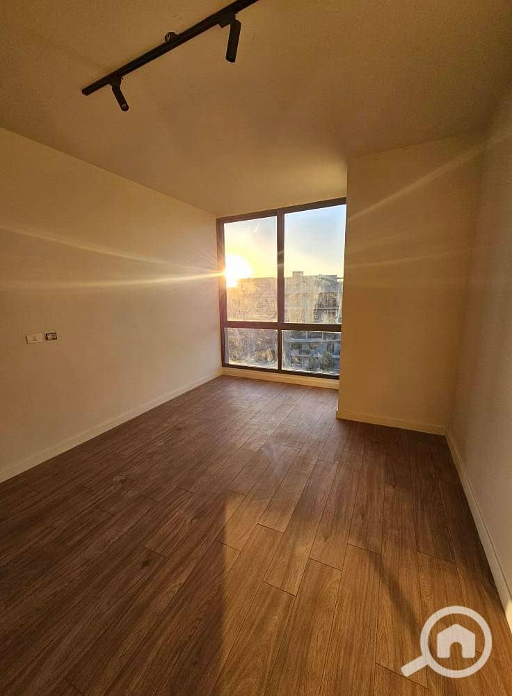 6 473611182_8700796460049251_1555054255937320604_n. jpg