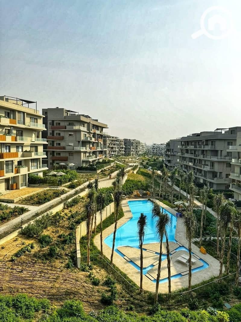 10 486100665_1840082373433940_4414601356073995757_n. jpg