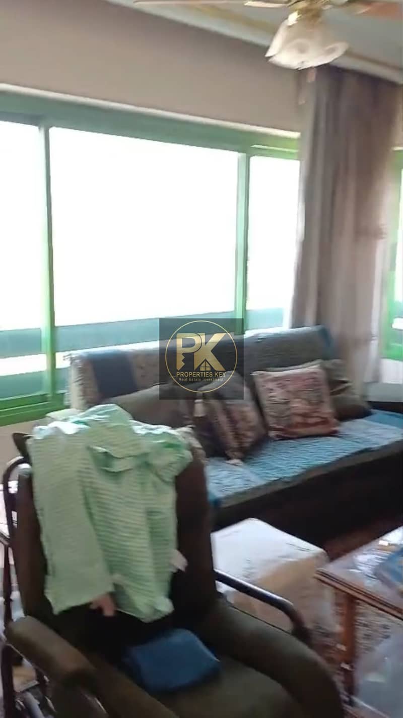 9 4F469E1A-57FA-42B6-8C3B-0AD5DF4E3A75. png