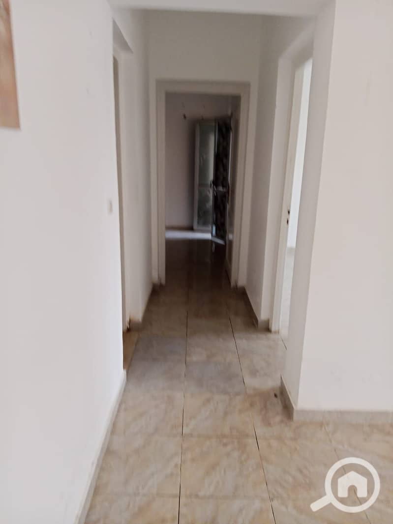 7 5a1a07a3-f604-4f75-8fb0-b30082de8710. jpeg