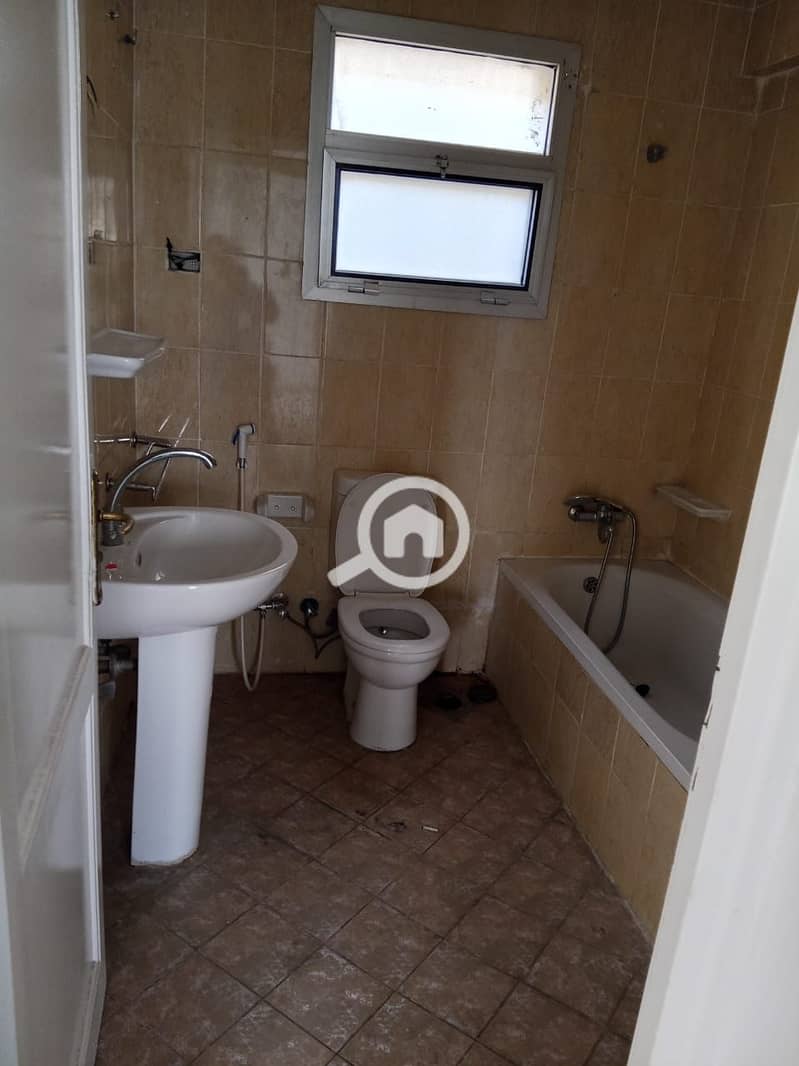 8 464d2d85-427d-403d-a277-4c14d0de19e0. jpeg