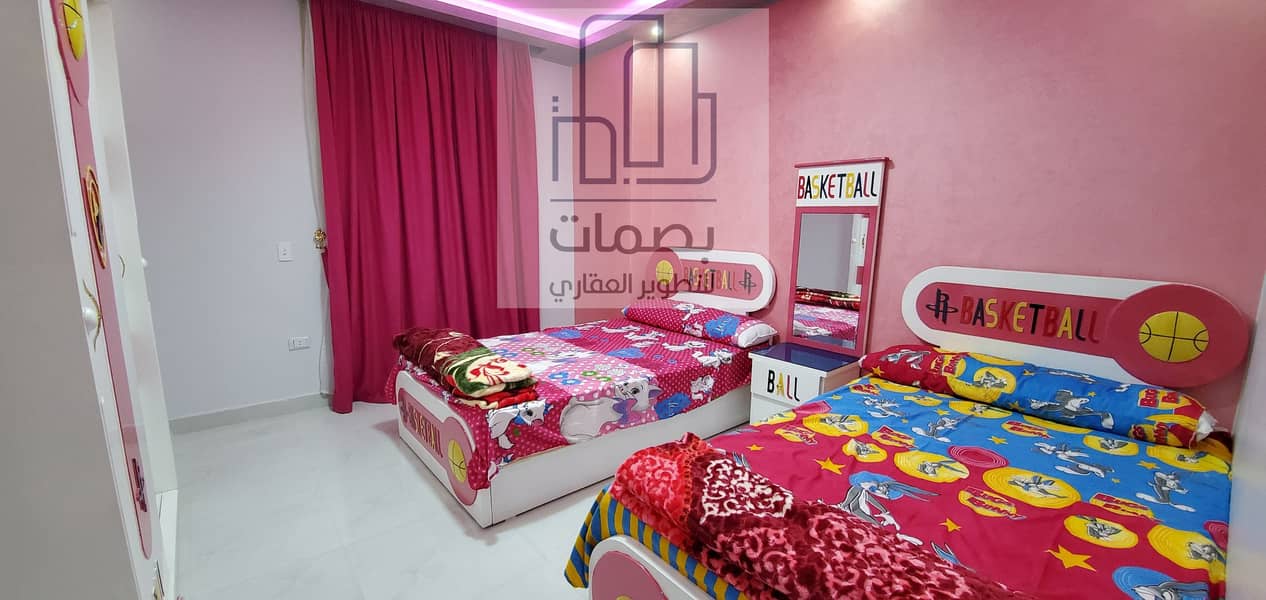 7 8eaf75be-2728-4cec-8f54-b9146fd30b1a. jpg