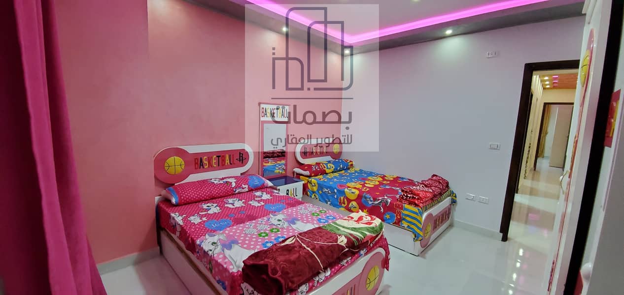 12 93241757-4e02-4c0a-b27a-3e6980364e04. jpg