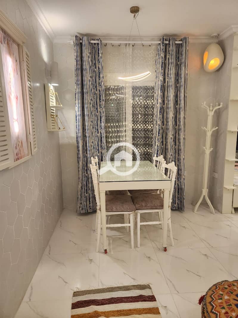 9 ec6d1a8a-e062-4241-b43b-b75f101f2985. jpg