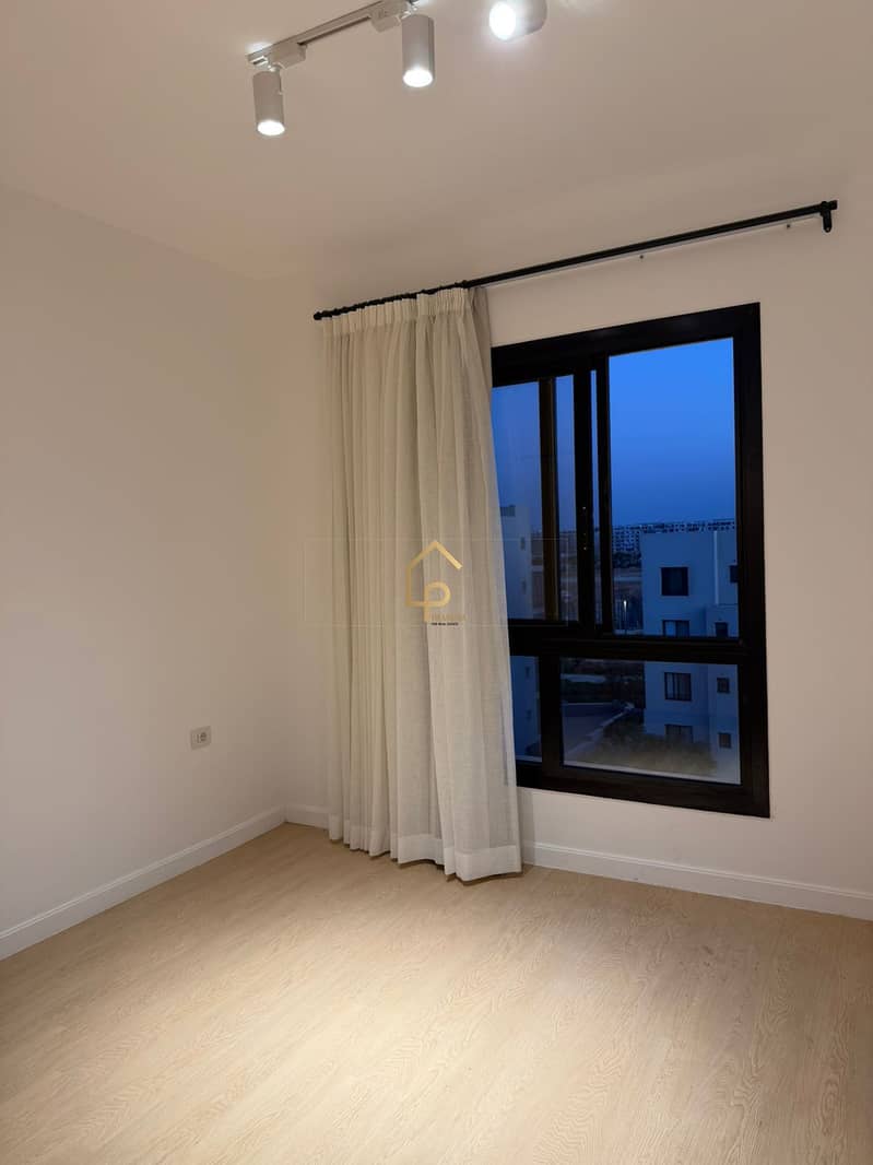 11 WhatsApp Image 2025-11-15 at 2.58. 29 PM. jpeg