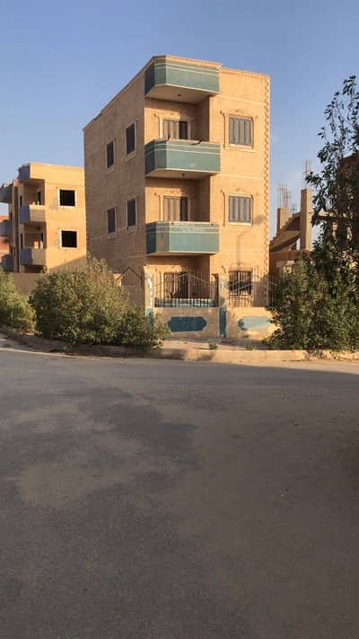 Residential Land for Sale in 6th of October, Giza - للبيع بيت في المنطقه السابعه ابني بيتك ٦اكتوبر حرف (ر) موقع مميز