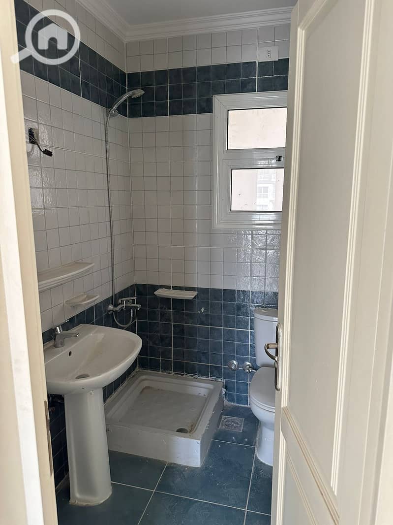 7 78d90078-973d-4379-aff4-7c43a150bdfd. jpeg