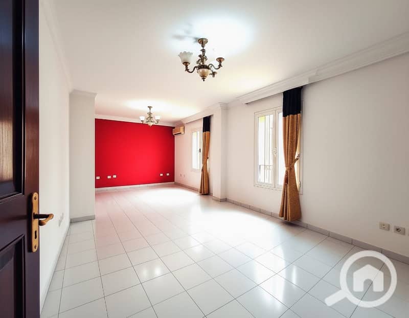 2 85bb53dc-1f2a-4413-8b98-06f59366d9bb. jpeg