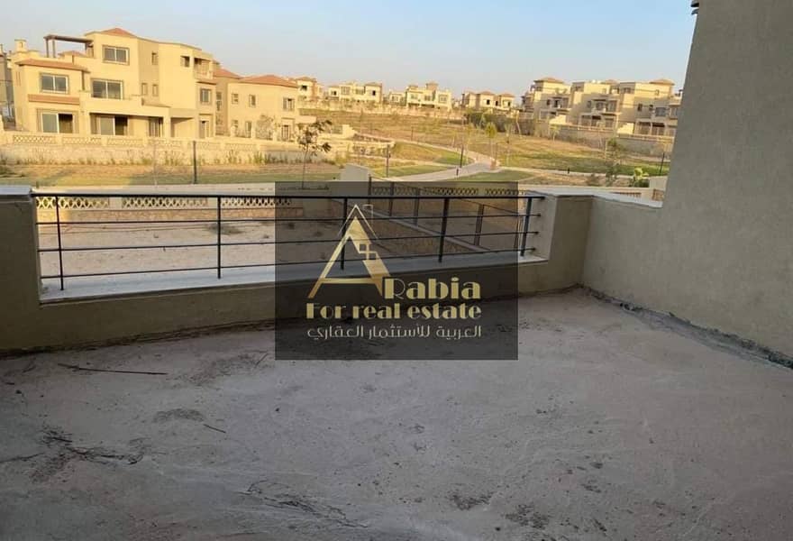 6 5f50bb90-7886-4d9f-bb0b-b38c0c0b2da7. jpg