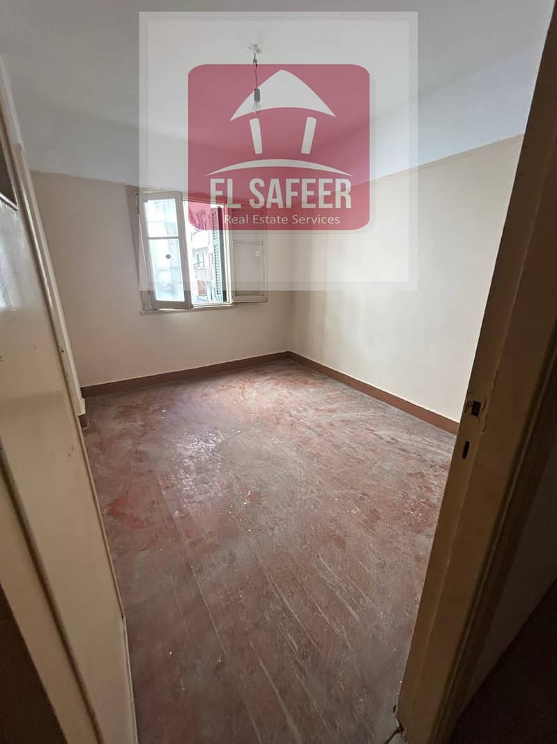 2 d176ed9b-300d-42ae-a2c0-8424eb4c4a7c. jpg