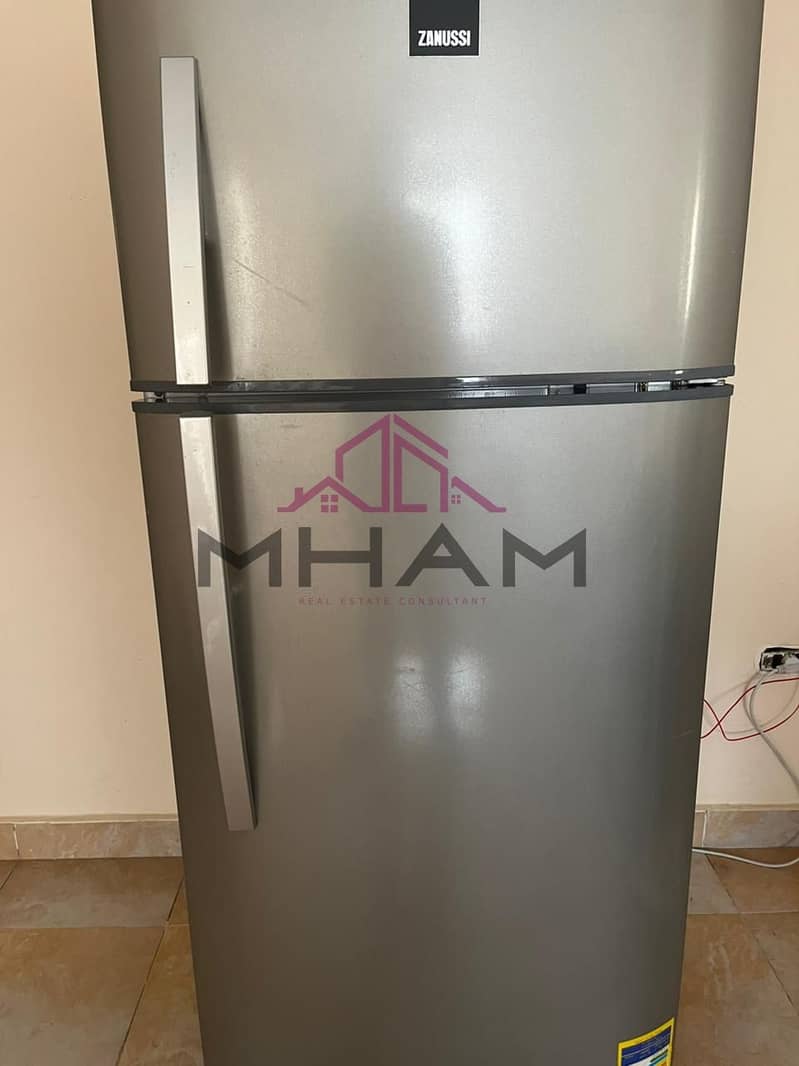 12 photo_5821176988721417491_y. jpg